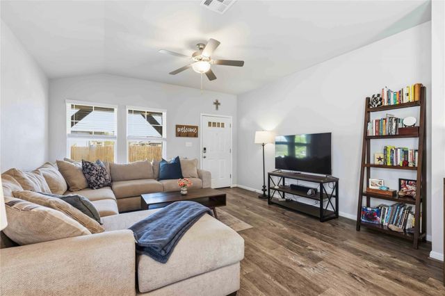 805 Russet Rock DR, Austin, TX 78652