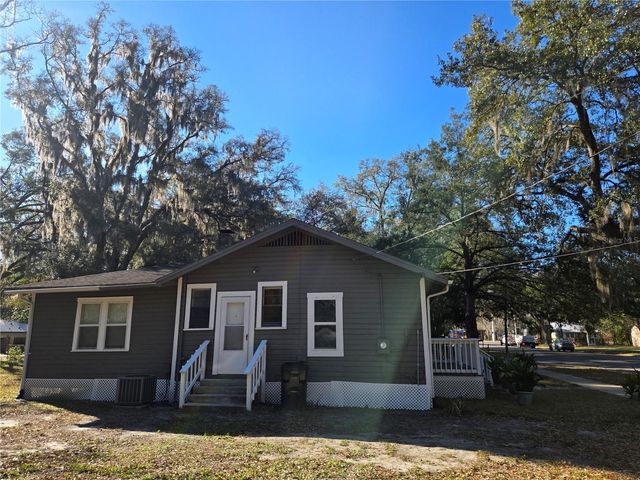 107 NE 15TH STREET, Gainesville, FL 32641