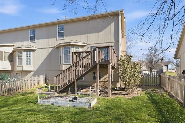 15146 Glenwood Avenue, Overland Park, KS 66213