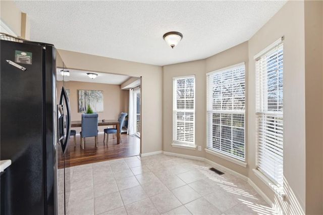 15146 Glenwood Avenue, Overland Park, KS 66213