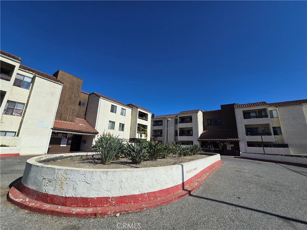 600 W 3rd Street B-117, Santa Ana, CA 92701