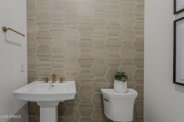 24022 S 218TH Place, Queen Creek, AZ 85142