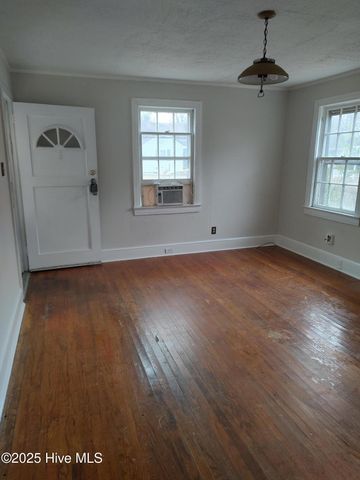 1103 E Edgerton Street, Goldsboro, NC 27530