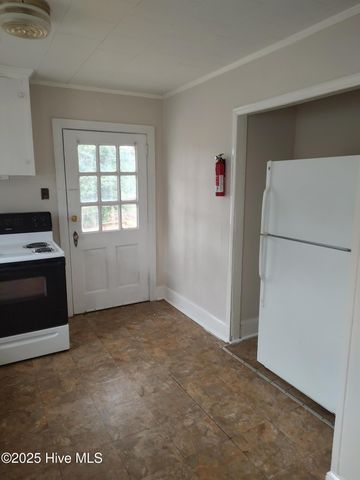 1103 E Edgerton Street, Goldsboro, NC 27530