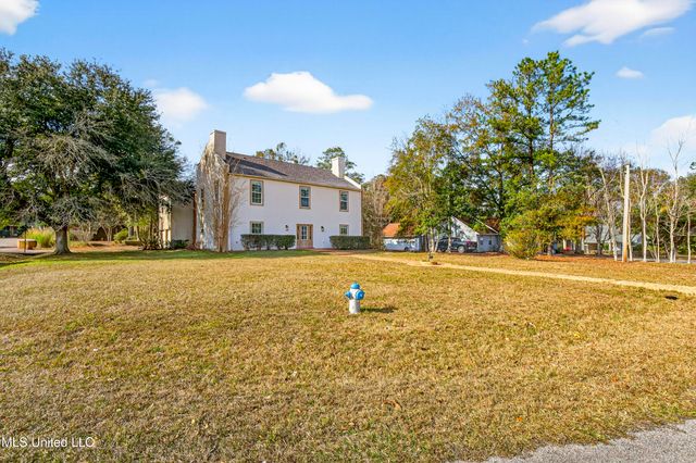 6730 Alewa Place, Diamondhead, MS 39525