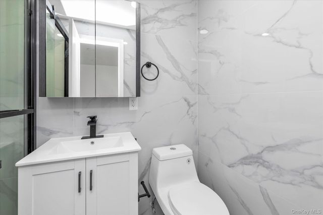 15027 78th Avenue, Flushing, NY 11367