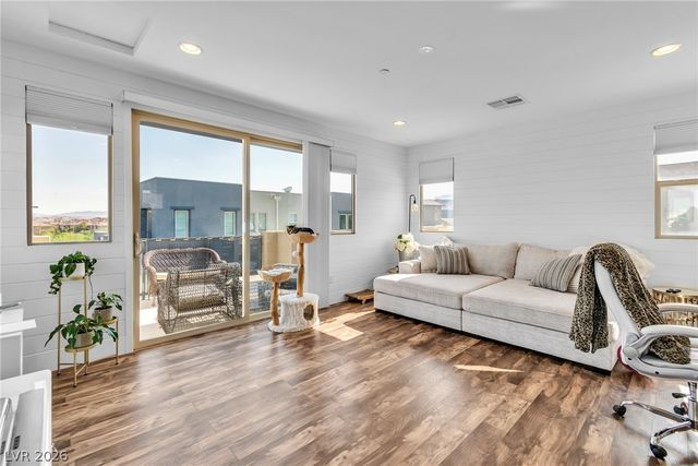11250 Cactus Tower Avenue 102, Las Vegas, NV 89135