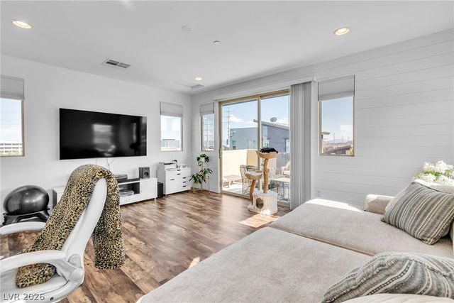 11250 Cactus Tower Avenue 102, Las Vegas, NV 89135