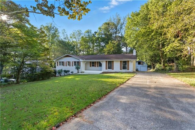 1198 Seminary SW Drive, Marietta, GA 30064