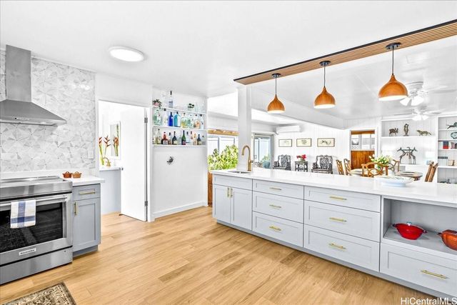 4316 Papu Circle, Honolulu, HI 96816