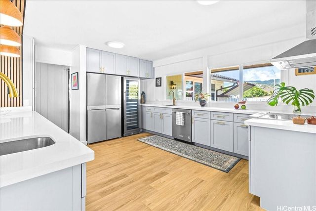 4316 Papu Circle, Honolulu, HI 96816