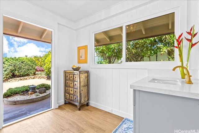 4316 Papu Circle, Honolulu, HI 96816