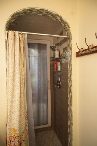 126 Center St, Jackson, CA 95642