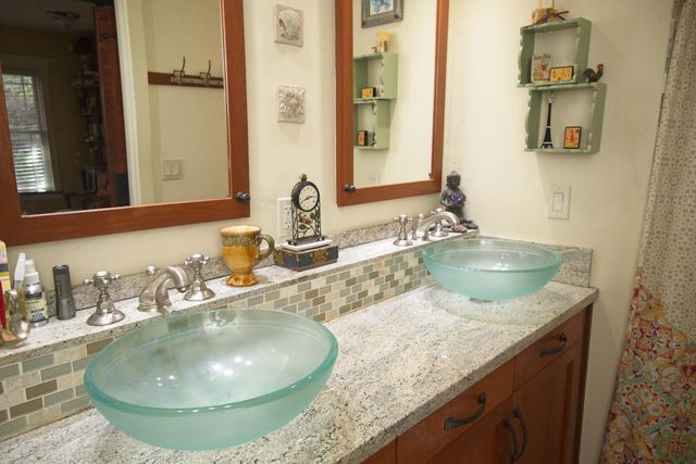 126 Center St, Jackson, CA 95642