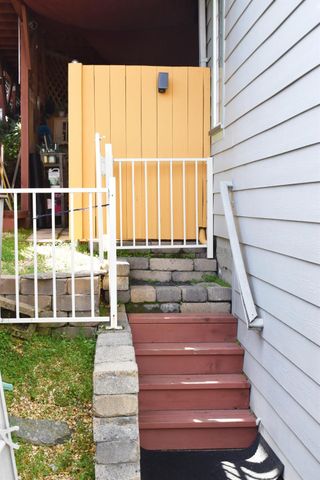 126 Center St, Jackson, CA 95642