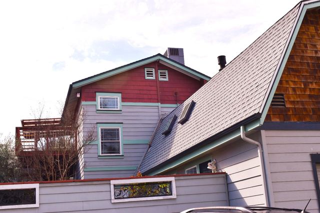 126 Center St, Jackson, CA 95642