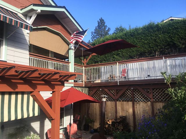 126 Center St, Jackson, CA 95642