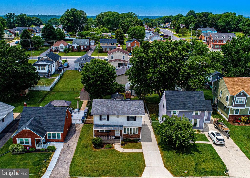 Image 22 of property listing at 614 GEORGE AVE, Baltimore, MD 21221