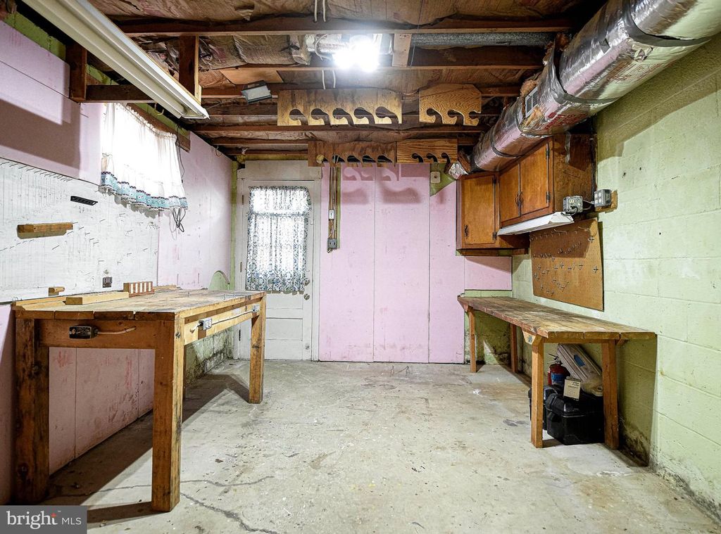 Image 44 of property listing at 614 GEORGE AVE, Baltimore, MD 21221