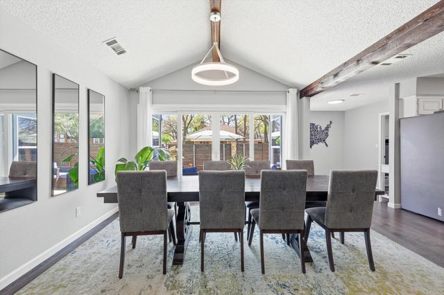 2200 Rockbrook Court, Arlington, TX 76006