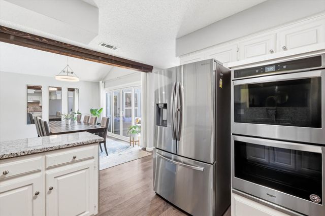 2200 Rockbrook Court, Arlington, TX 76006