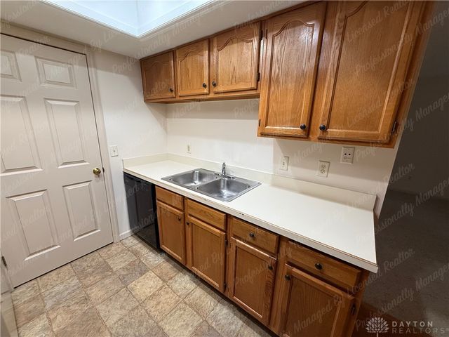 9765 Centerville Creek Lane, Washington Twp, OH 45458