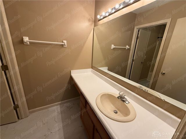 9765 Centerville Creek Lane, Washington Twp, OH 45458