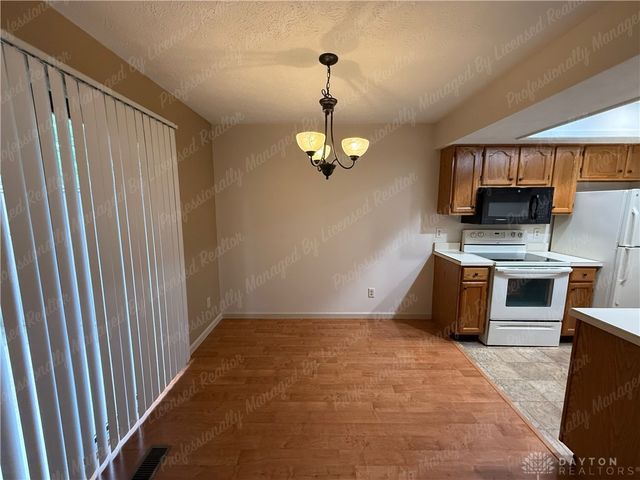 9765 Centerville Creek Lane, Washington Twp, OH 45458
