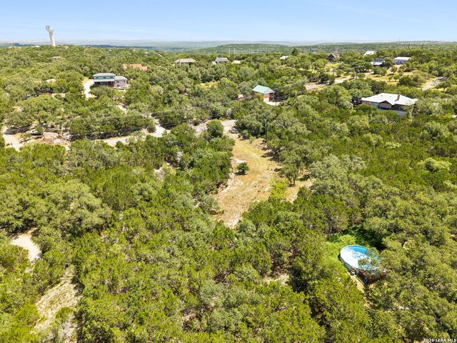 1043 SUMMIT BLF, Canyon Lake, TX 78133