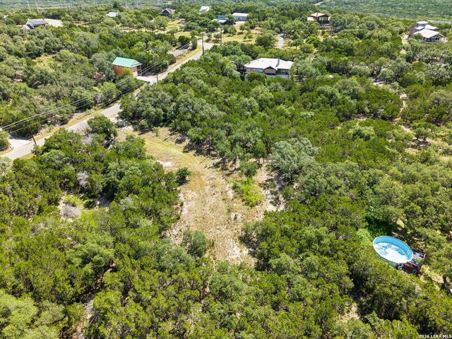 1043 SUMMIT BLF, Canyon Lake, TX 78133