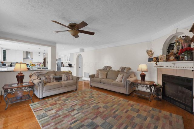 55 Langtree Drive, Pickerington, OH 43147
