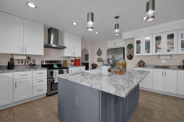 55 Langtree Drive, Pickerington, OH 43147