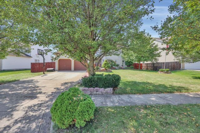 55 Langtree Drive, Pickerington, OH 43147
