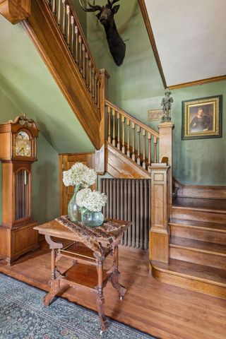 223 Walnut Street, Saint Paul, MN 55102