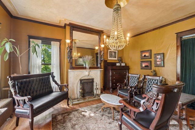 223 Walnut Street, Saint Paul, MN 55102