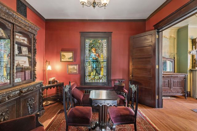 223 Walnut Street, Saint Paul, MN 55102