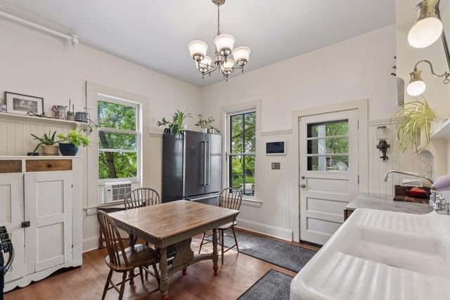 223 Walnut Street, Saint Paul, MN 55102