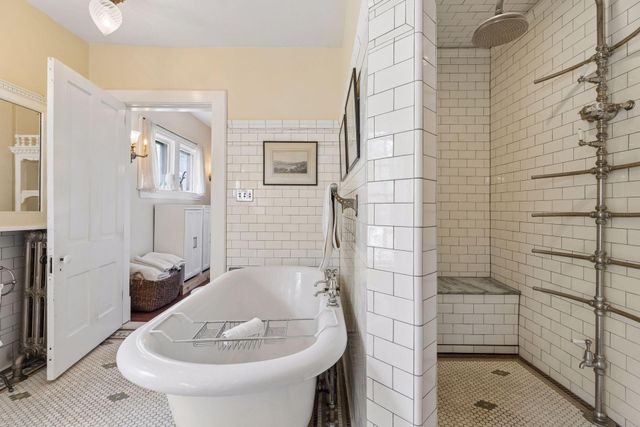 223 Walnut Street, Saint Paul, MN 55102