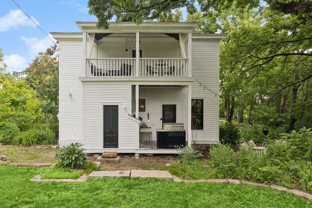 223 Walnut Street, Saint Paul, MN 55102