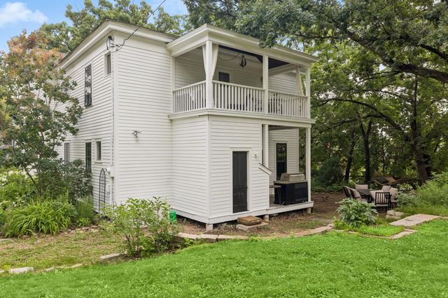 223 Walnut Street, Saint Paul, MN 55102