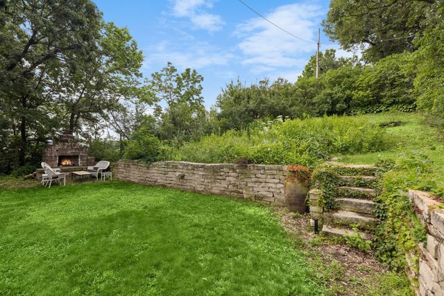 223 Walnut Street, Saint Paul, MN 55102