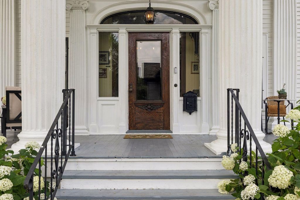 223 Walnut Street, Saint Paul, MN 55102 — photo 3