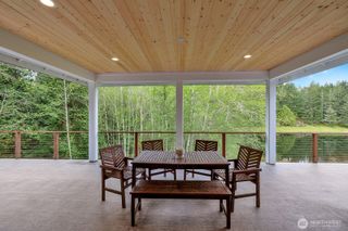 110 E Eugenia Place, Allyn, WA 98524