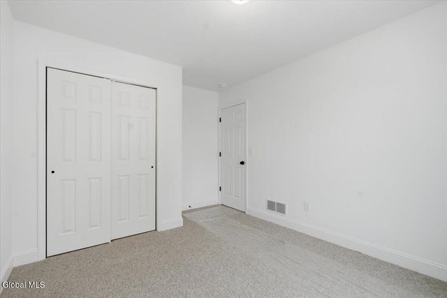 32 Bradley Circle, Halfmoon, NY 12065