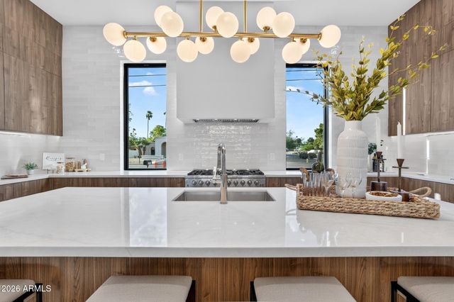 6547 E Thunderbird Road, Scottsdale, AZ 85254