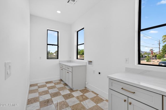 6547 E Thunderbird Road, Scottsdale, AZ 85254