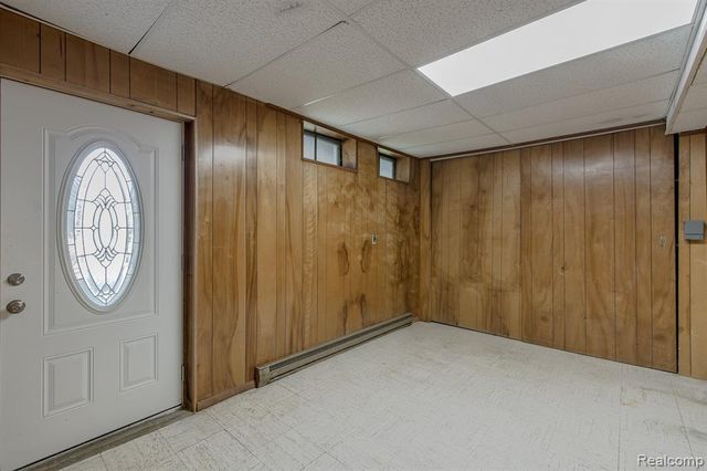 3108 Schoolhouse Drive, Waterford, MI 48329