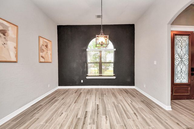 18785 E Cool Breeze Lane, Montgomery, TX 77356