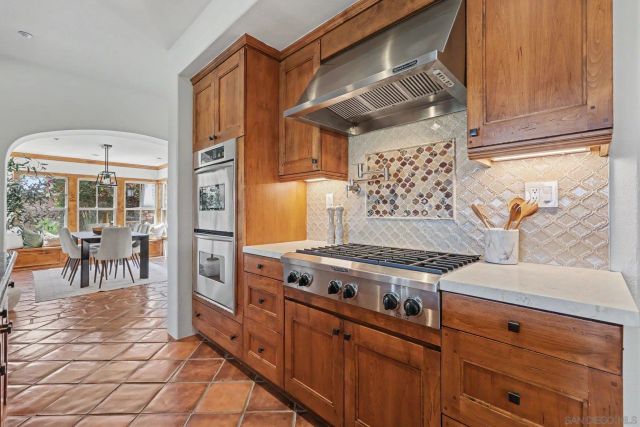 7929 Entrada De Luz East, San Diego, CA 92127