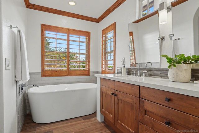 7929 Entrada De Luz East, San Diego, CA 92127